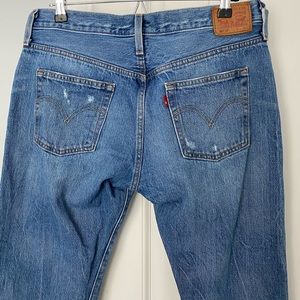 Authentic Levi’s Jeans Button Fly leather tag 29